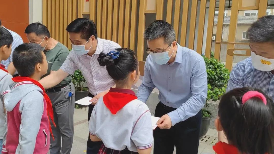 新闻封面图